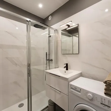 Appartement 2 Neuf Sur Le Port à Coté De La Saint-Raphaël