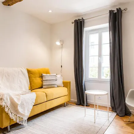 2 Neuf Sur Le Port à Coté De La Appartement *